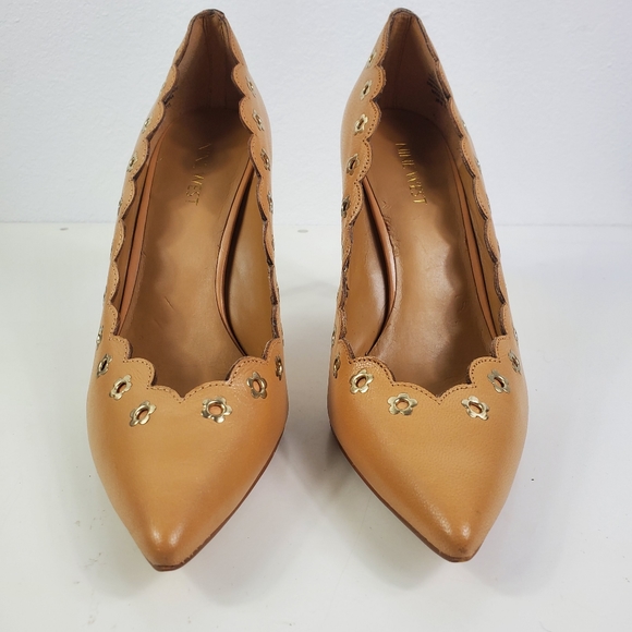 NINE WEST Jayla Nude + Gold Flower Facet Scalloped Pointed Toe Stiletto Heels 8 - Picture 4 of 11